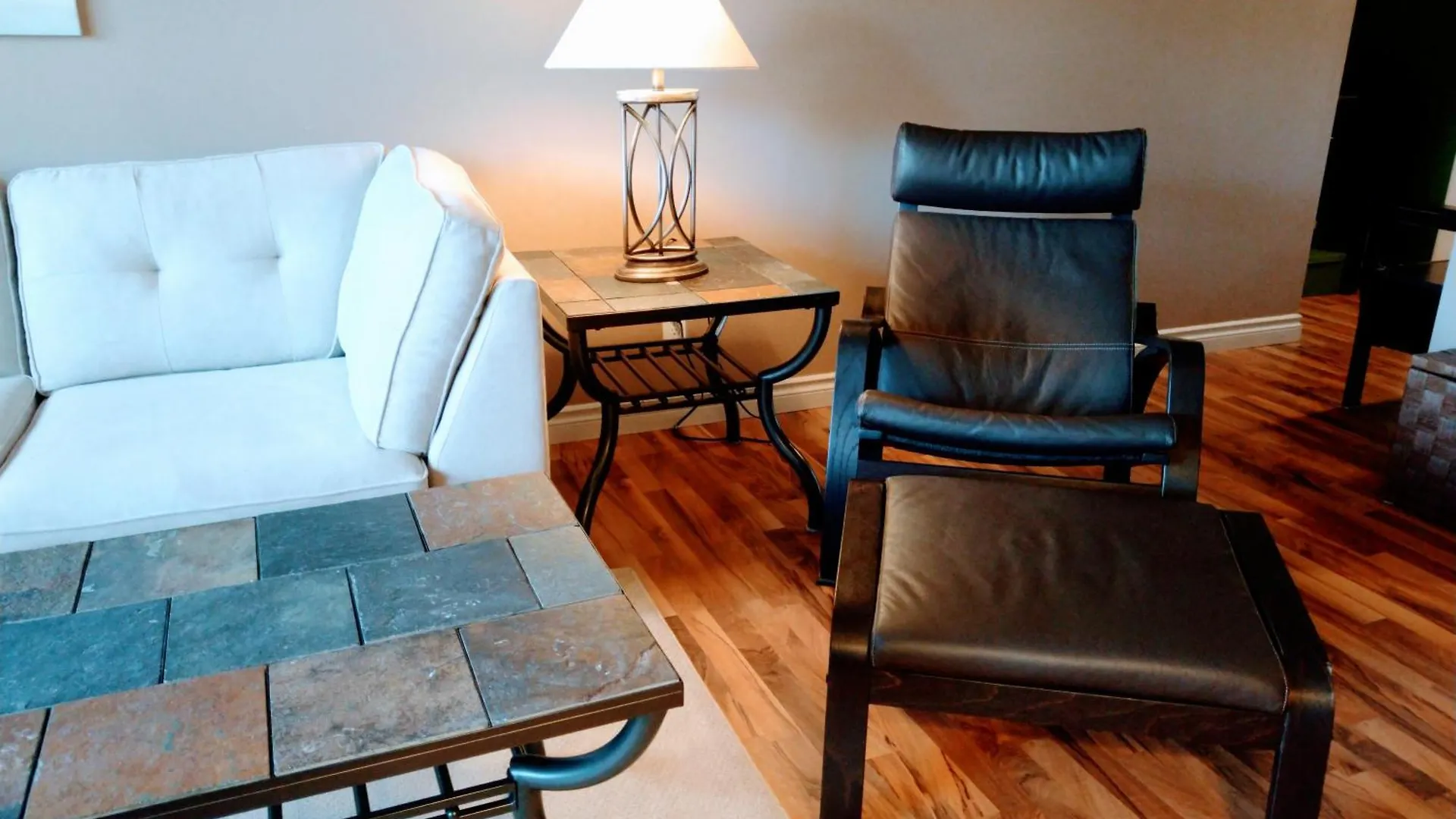 Condo Unit-Uofa, Uofa Hospital, Whyte Ave, Trails! Edmonton 0*,  Canada